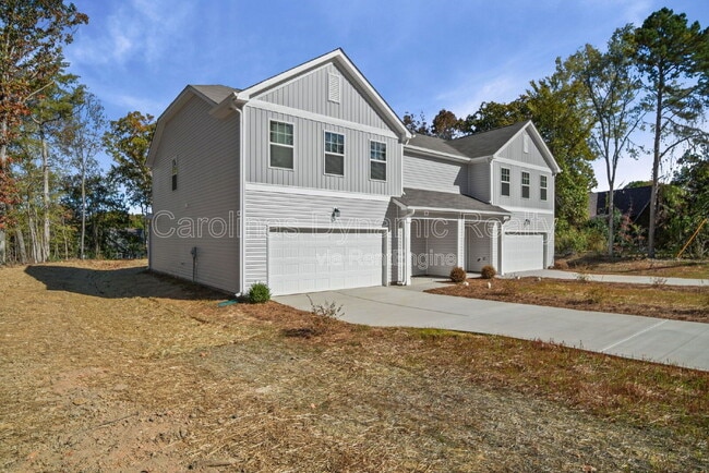 Building Photo - 3200 Polk and White Rd