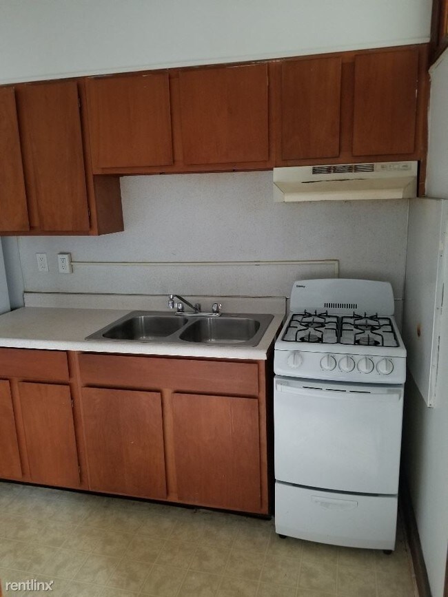 Foto del edificio - Studio, 1 bath  - 211 N Washington St Apt 22