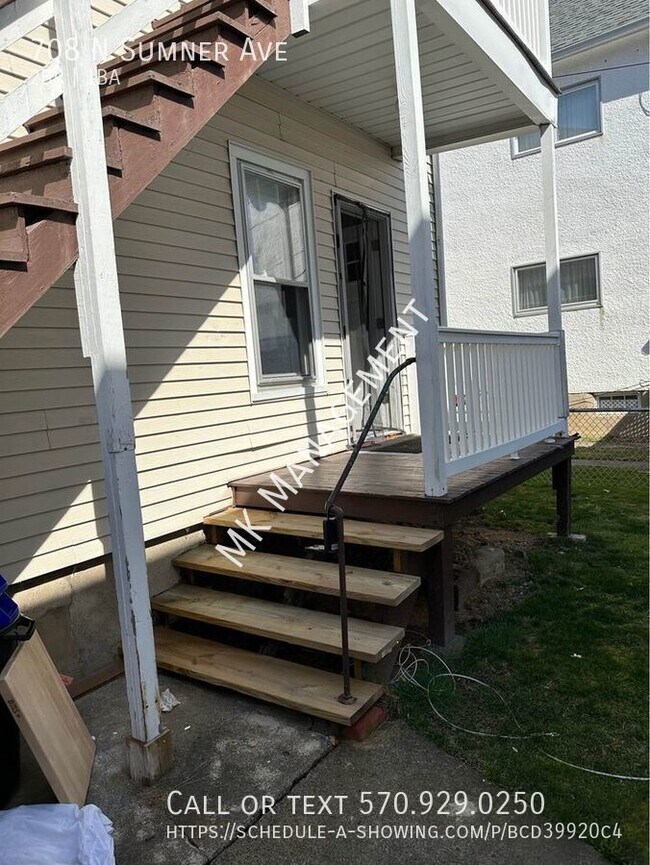 Building Photo - 2 bed /  bath