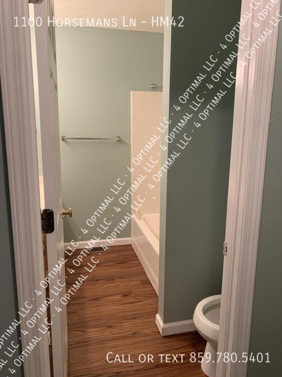 Photo - 1100 Horsemans Ln Townhome