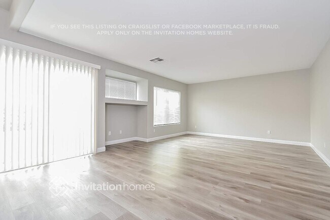 Building Photo - 8764 Country View Ave