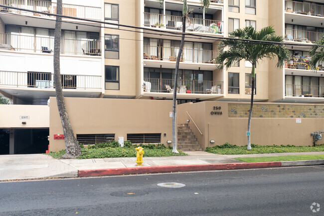 Foto del edificio - 250 Ohua Ave