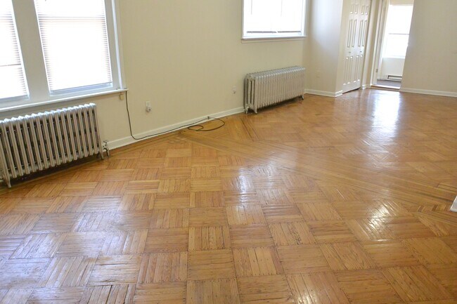 Foto del edificio - 5862 Christian St