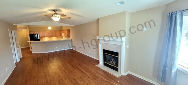 Building Photo - Sun Pointe Village Condo