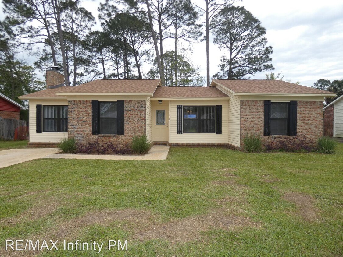 1312 Continental Dr, Pensacola, FL 32506 House Rental in Pensacola