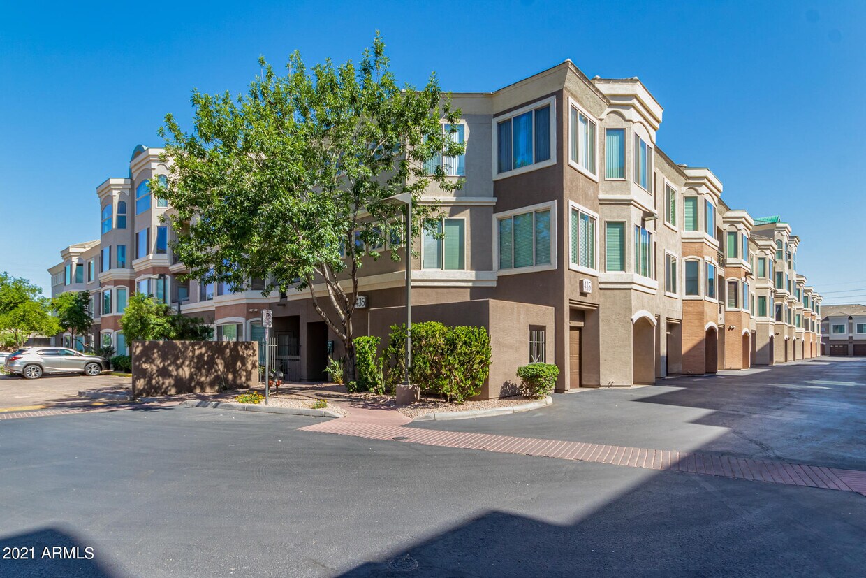 Primary Photo - 435 W Rio Salado Pkwy