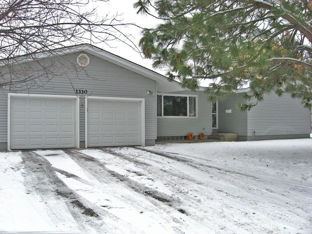 Primary Photo - 1330 Norton Ave