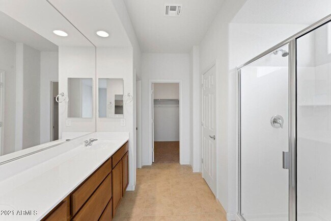 Foto del edificio - Single level home in  STONEHAVEN PARCEL 13A