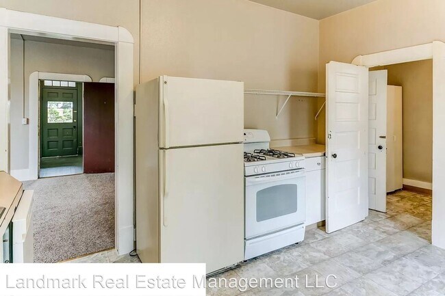 Building Photo - 6 br, 2 bath House - 312 Pine Street
