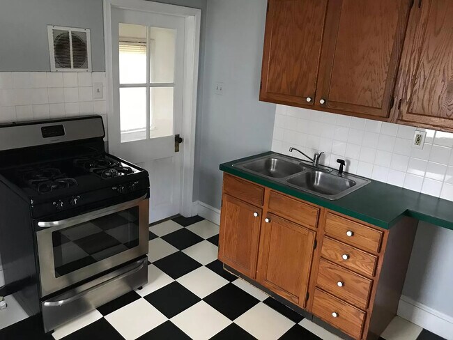 Foto del edificio - 320 Washington Ave