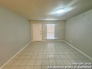 Foto del edificio - 1311 Hortencia Ave