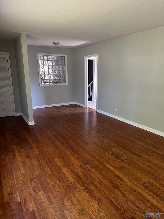 Foto del edificio - 2113 Norris Rd NW