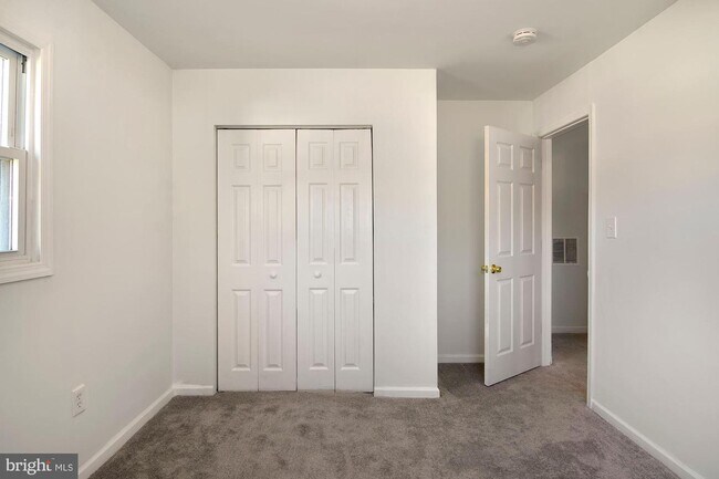 Foto del edificio - 1647 Hylton Ave