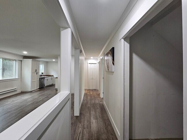 Photo du bâtiment - 33900 Mayfair Ave