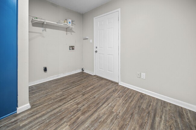 Building Photo - 12023 Joni Dr