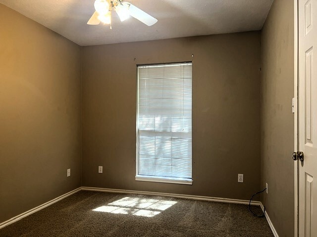 Building Photo - 5907 Sidney Dr