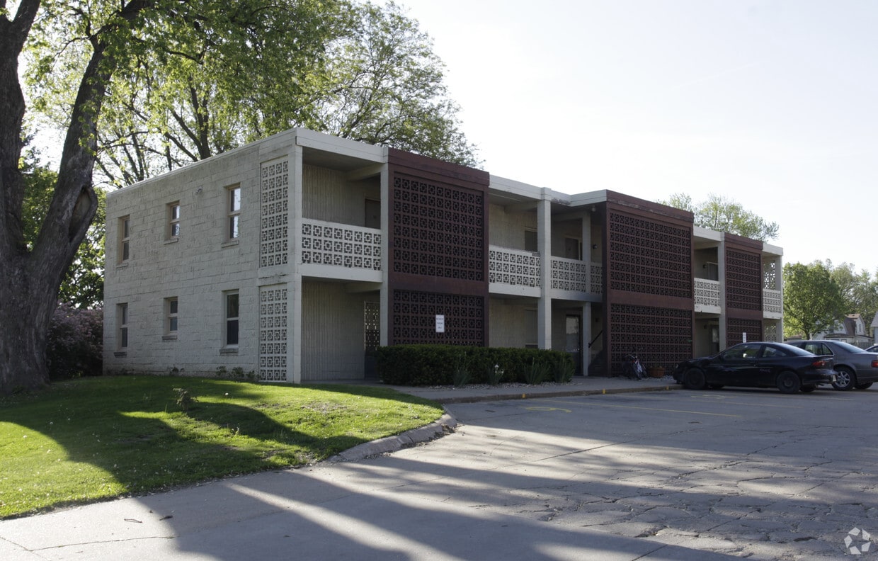 Foto principal - 2339 Nebraska St
