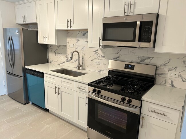 Foto del edificio - 9608 N Greenwood Ave
