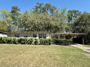 Building Photo - 7963 Lemans Dr