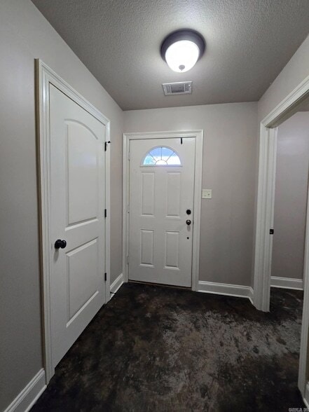 Building Photo - 203 N Bernis St