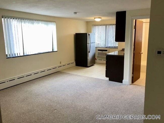 Building Photo - 9 Chester St