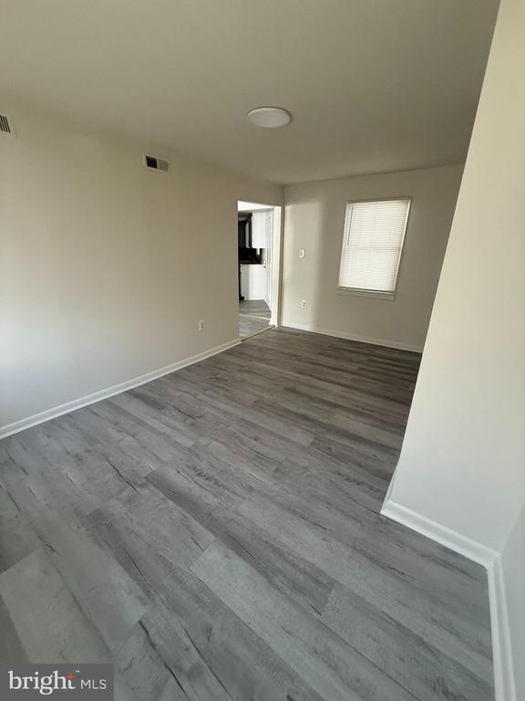 Foto del edificio - 110 S Jefferson St