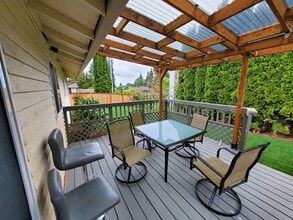 Building Photo - 831 214th St SW