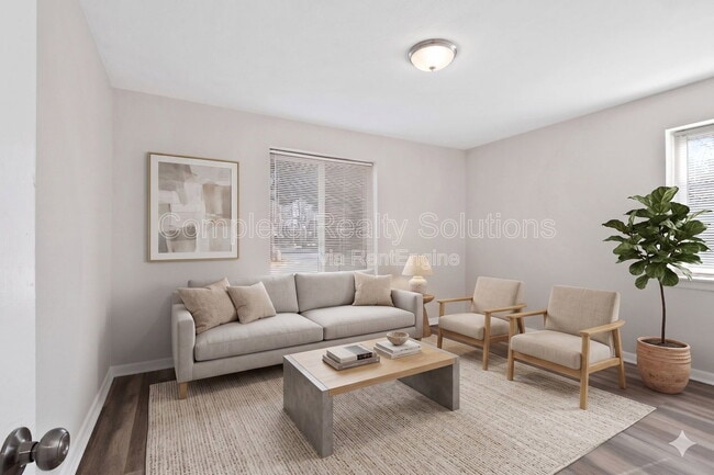 Foto del edificio - 7720 Ahern Ave