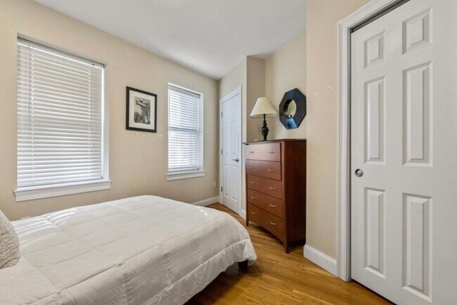 Building Photo - 25 Edgerly Rd