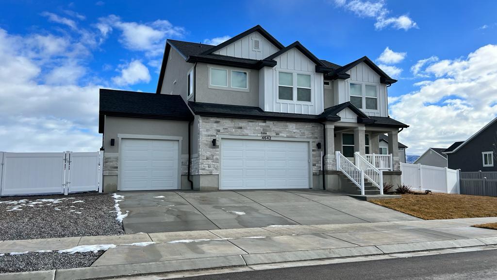 Primary Photo - 4642 N Eyrie Peak Ln