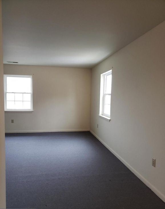 Building Photo - 1 br, 1 bath House - 1747 LONG DRIVE