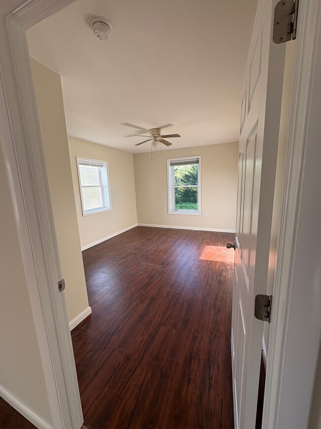 Dormitorio 1 - 54 Bald Hill Rd