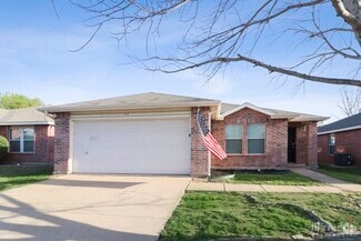 Building Photo - 4112 Gray Fox Dr