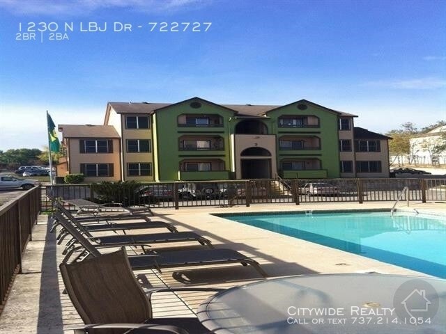 Building Photo - 1230 N LBJ Dr