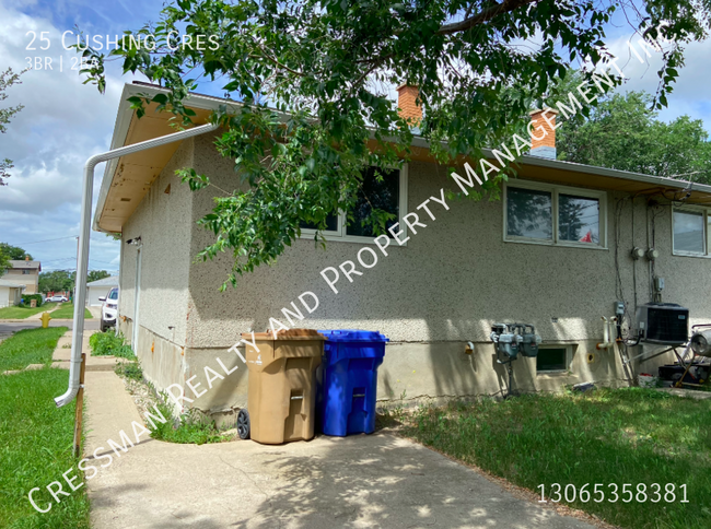 Building Photo - 3 Bedroom,  2 Baths Duplex with Basement