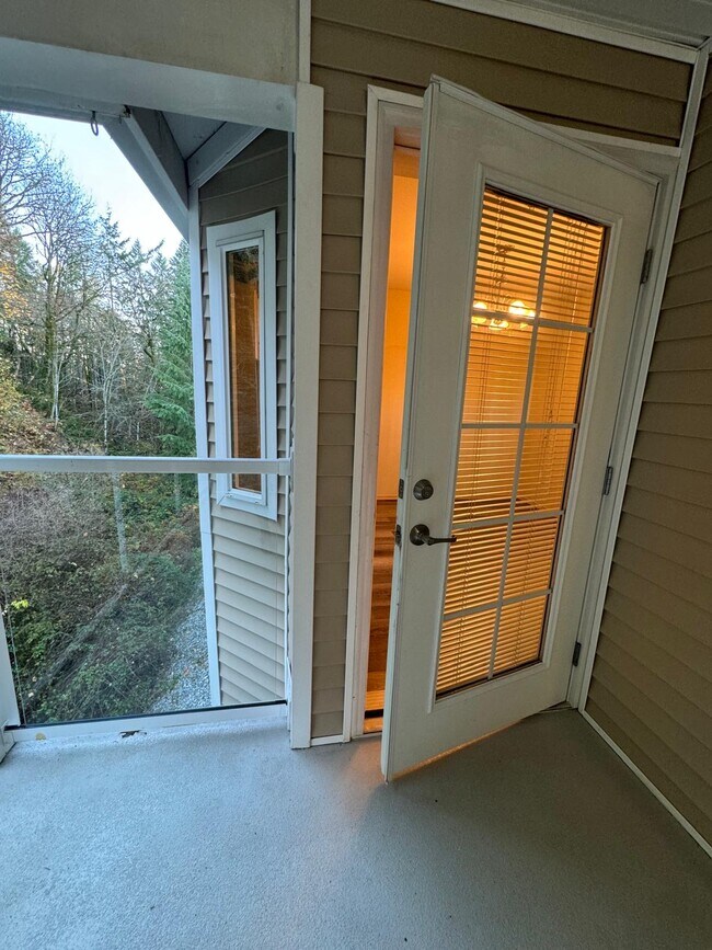 Foto del edificio - 805 Harrington Pl SE
