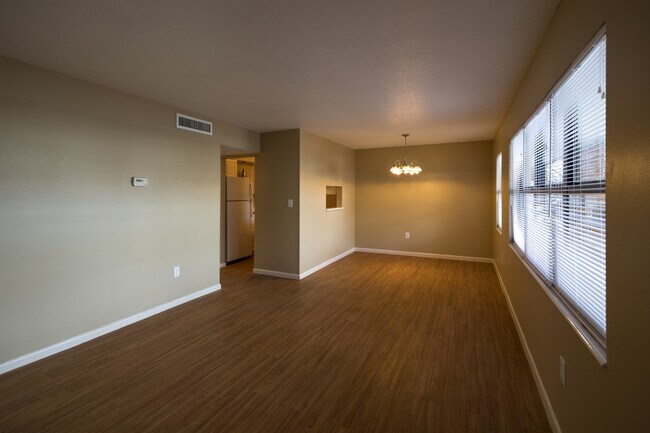 Foto del edificio - 710 Ave C SW