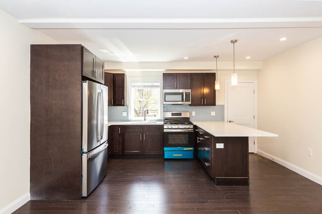 Photo - 57 Catherine St Townhome