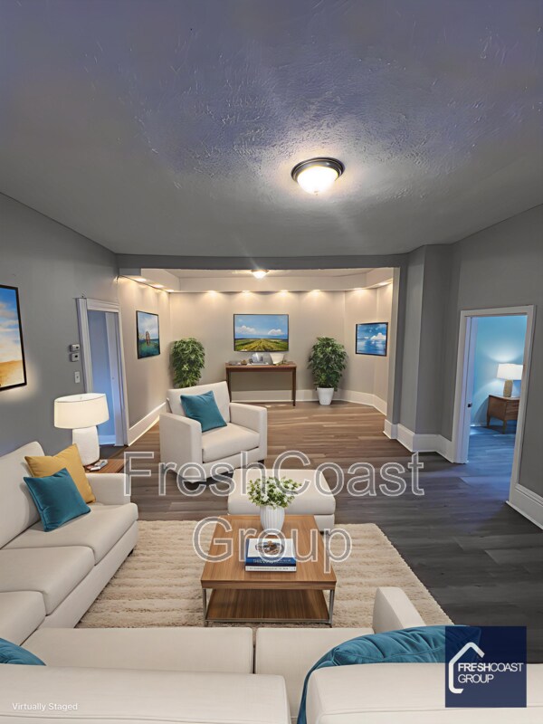 Foto principal - 3318 W 30th St