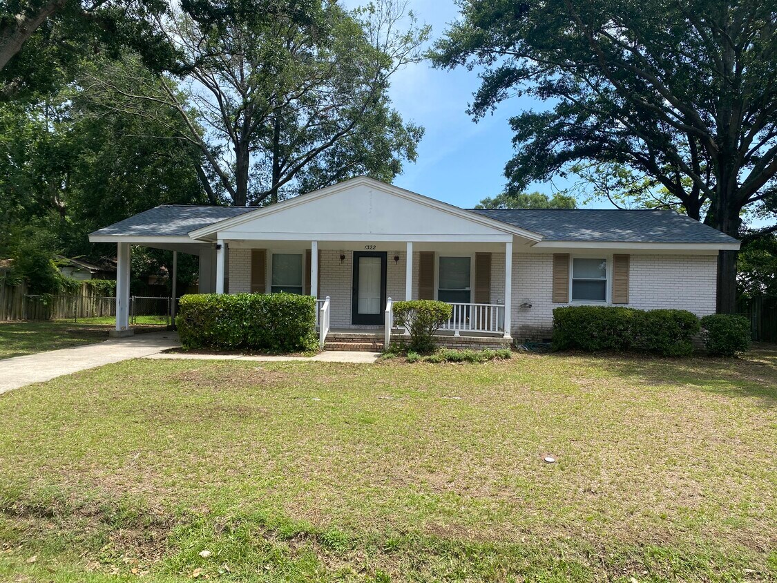 Primary Photo - 1322 Hermitage Ave