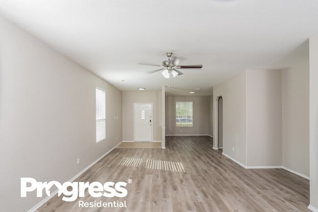 Foto del edificio - 200 Rustic Acres