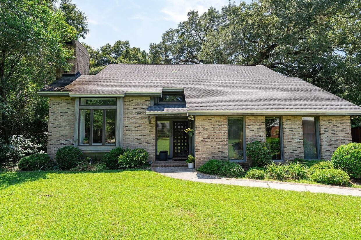 Foto principal - 3724 Longchamp Cir