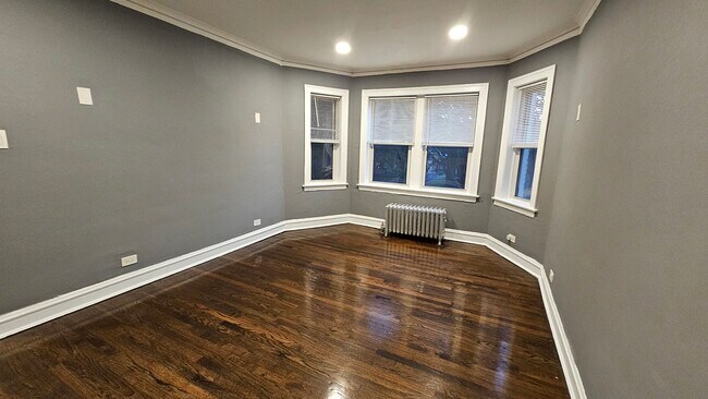 Foto del edificio - 6541 N Francisco Ave