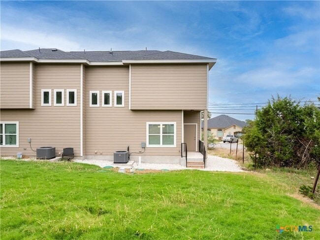 Building Photo - 109 High Dr