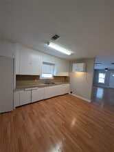 Building Photo - 2125 Nora St