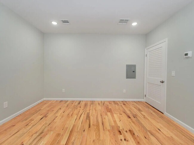 Foto del edificio - 73 Brookwood St