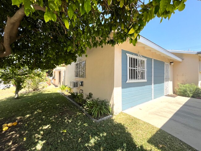 Foto del edificio - 16829 Glenhope Dr