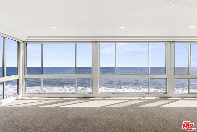 Foto del edificio - 22548 Pacific Coast Hwy