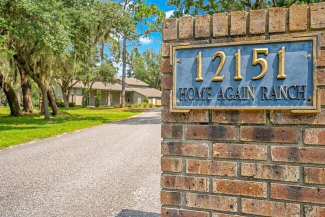 Foto del edificio - 12151 Walker Pond Rd