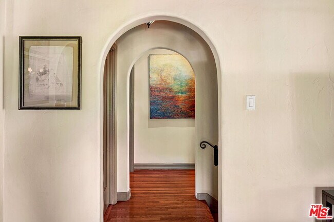 Foto del edificio - 855 N La Jolla Ave